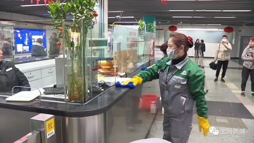 消毒 保洁,两不误 上海轨道交通范围内开展重点传染病防控