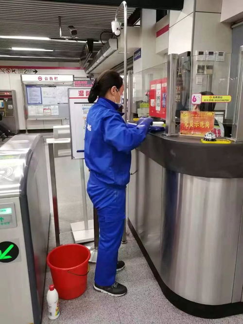 上海地铁进一步加强保洁消毒,确保乘客安全